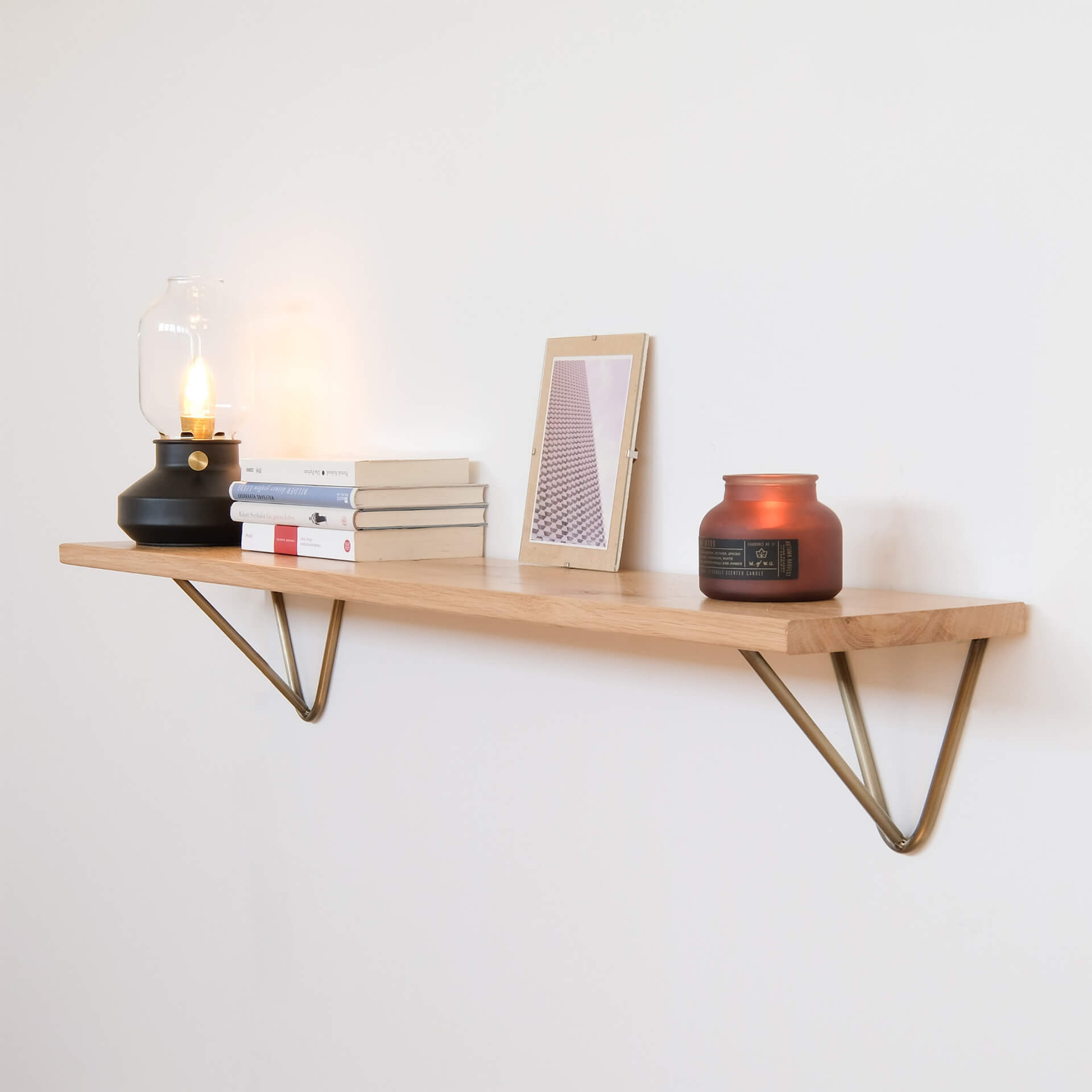 Scandinavian shelf